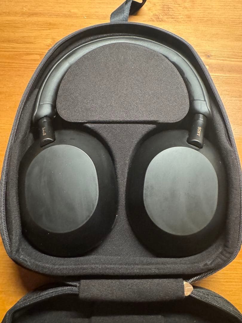 ヘッドホン WH-1000XM5