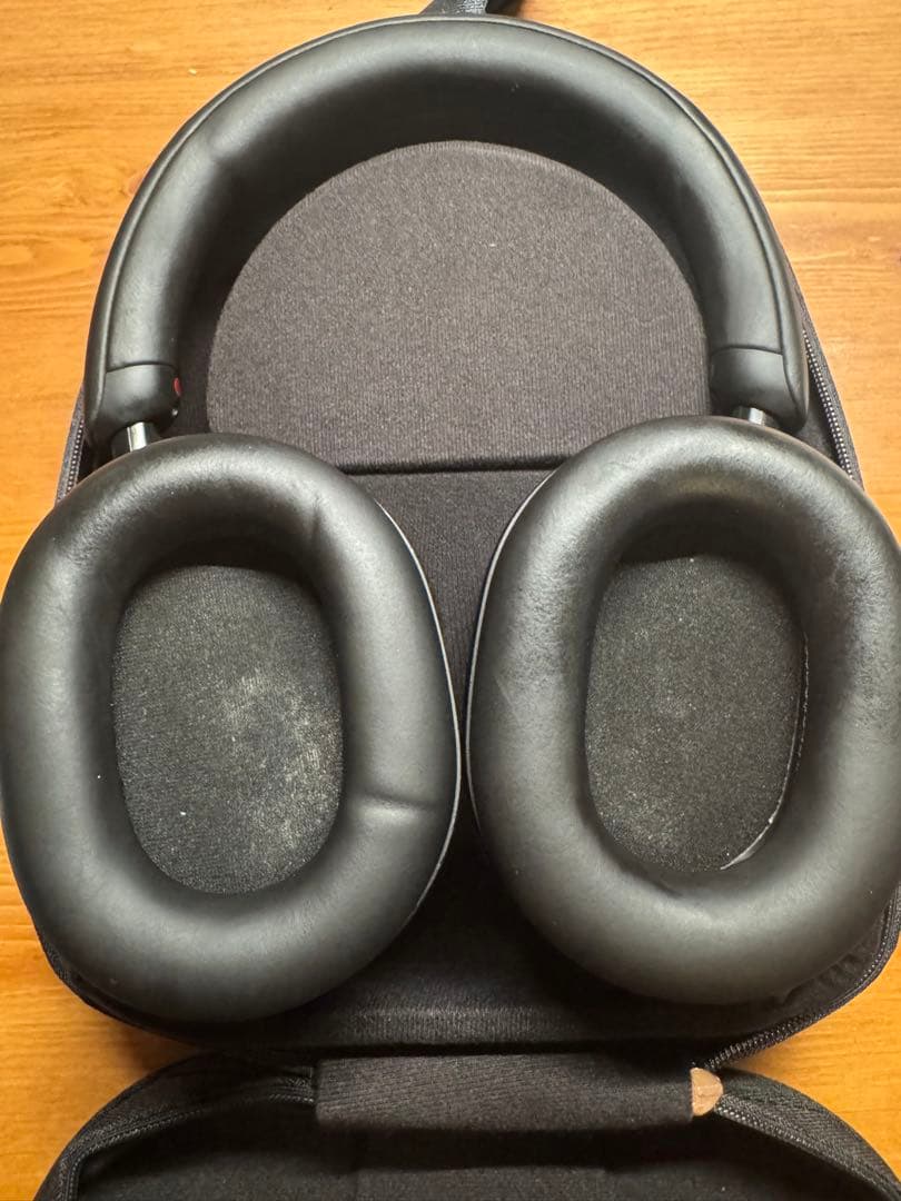 ヘッドホン WH-1000XM5