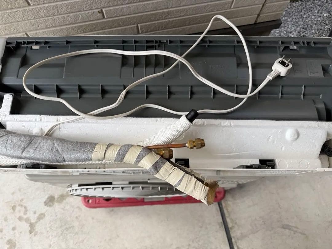 埼玉県内標準取付工事込、日立 、2017年製 、６畳用、配送込