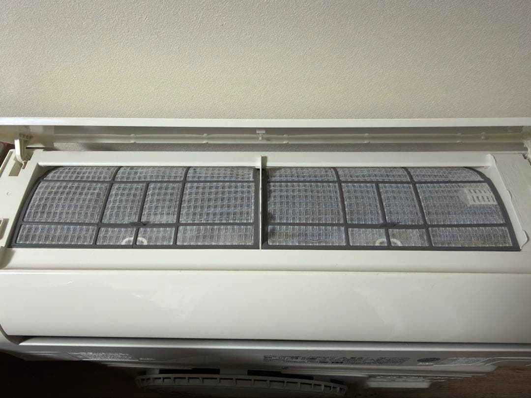 埼玉県内標準取付工事込、日立 、2017年製 、６畳用、配送込