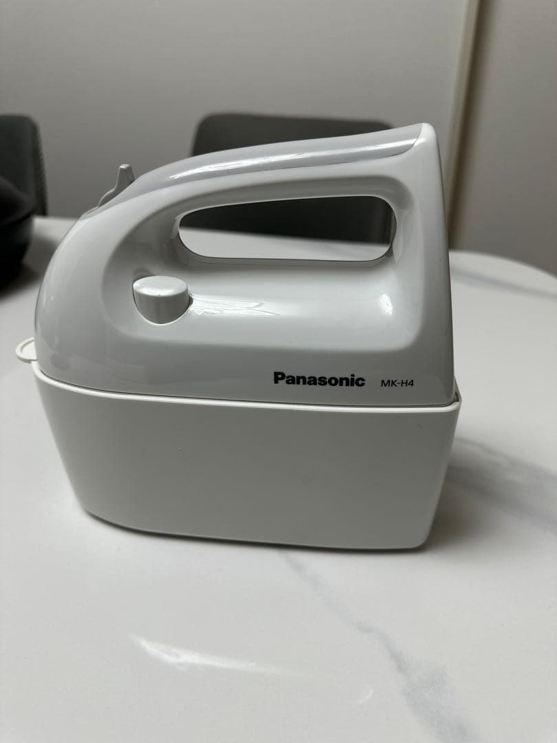 【美品】Panasonic ハンドミキサーMK-H4ホワイト泡立て器