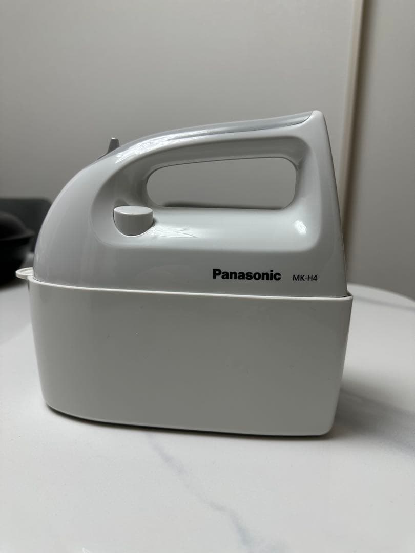 【美品】Panasonic ハンドミキサーMK-H4ホワイト泡立て器