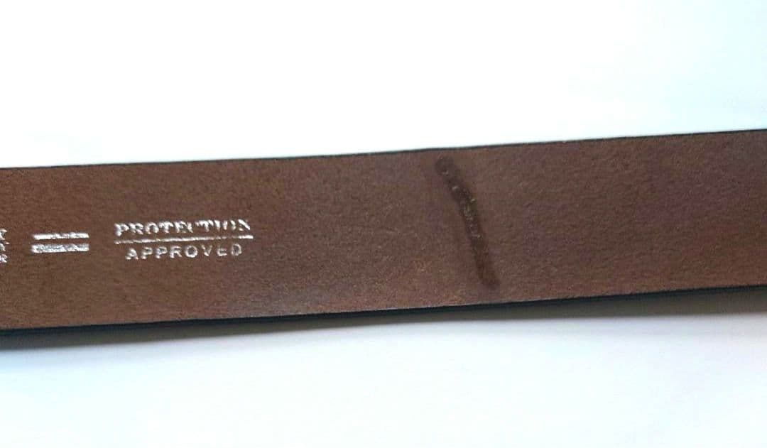 ​【美品】DIESEL ディーゼル ロゴ ベルト ブラック/ホワイト CM80