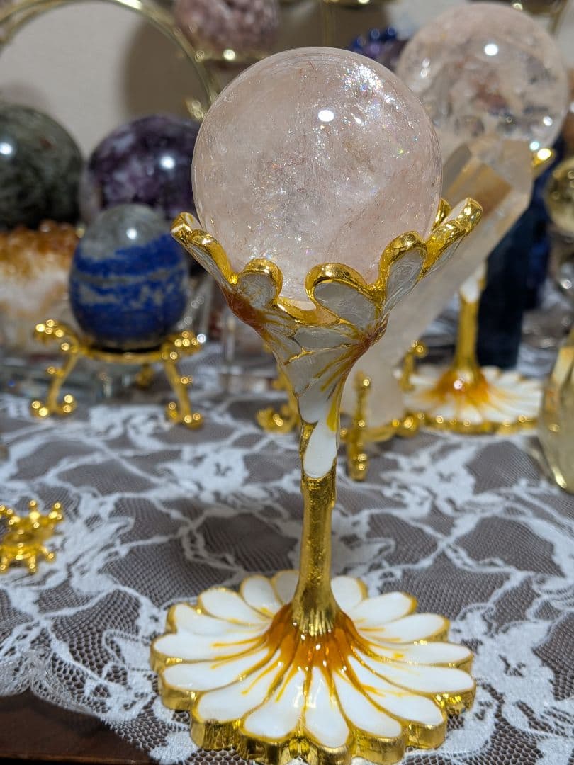 ぽわ☆アゼツライト☆ピンクアゼツライト☆高品質☆希少☆台座つき☆