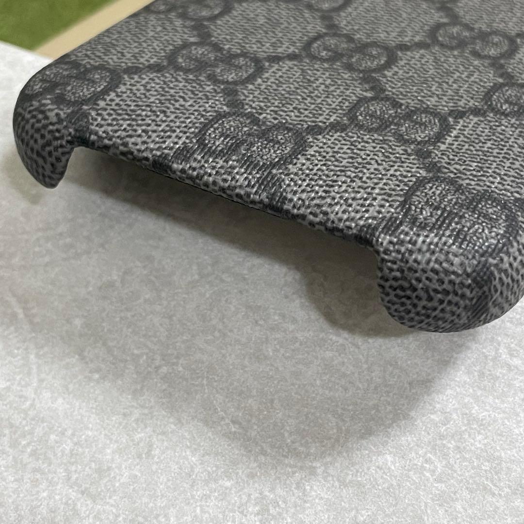 【新品未使用】 GUCCI iPhone15 スマホケース 携帯ケース