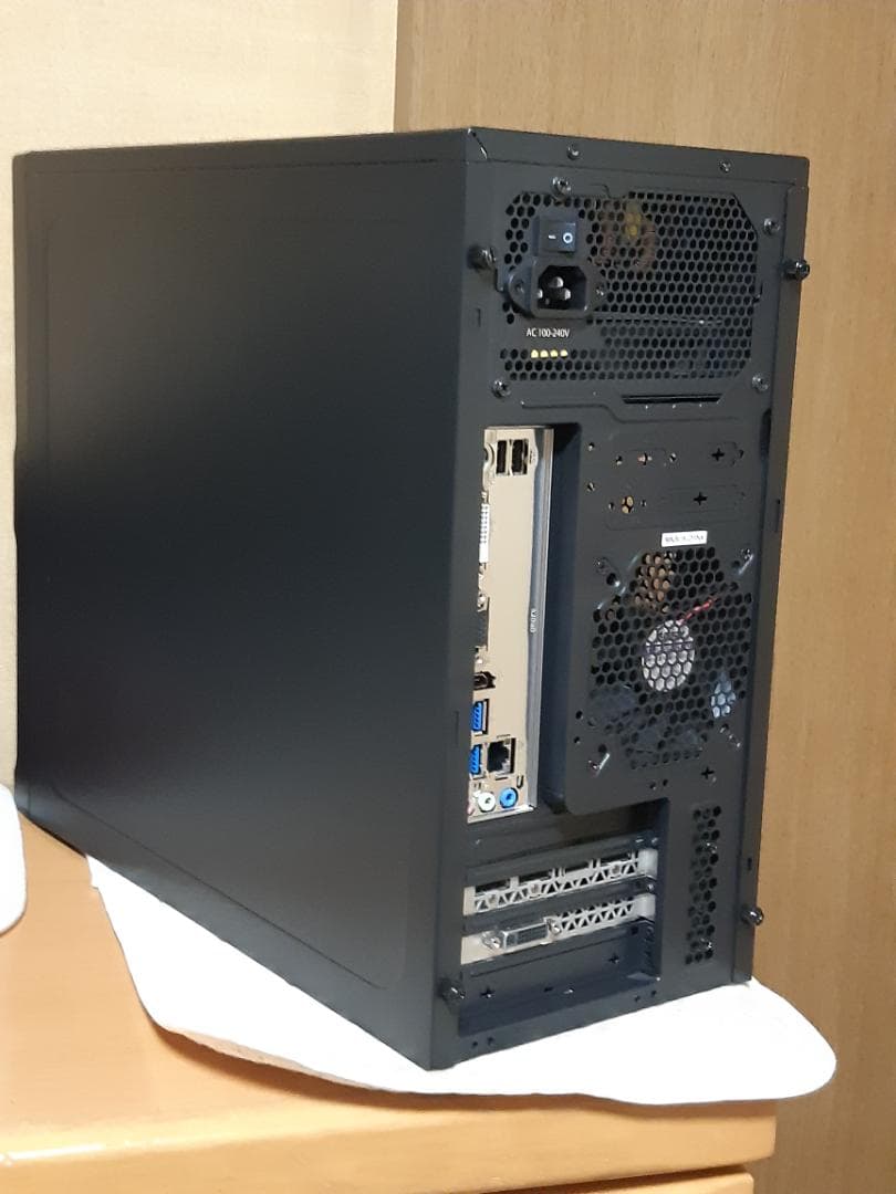 hikari　自作PC　RYZEN7 2700・16GB・128GB・OS