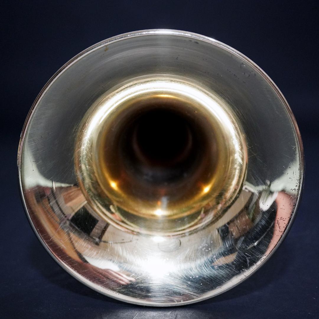 【アンラッカー】YAMAHAトランペット YTR2321／マウスピース／ケース