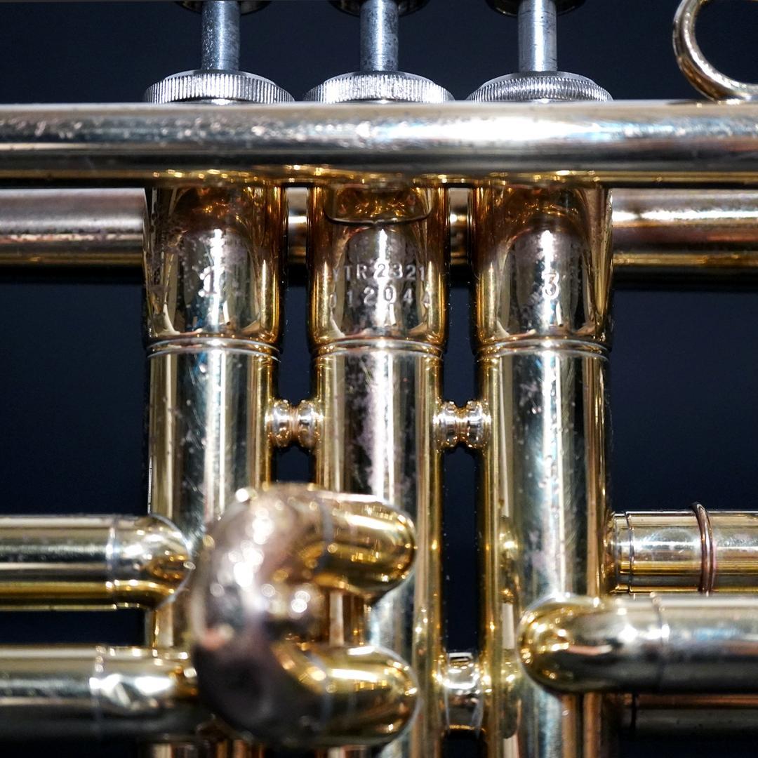 【アンラッカー】YAMAHAトランペット YTR2321／マウスピース／ケース