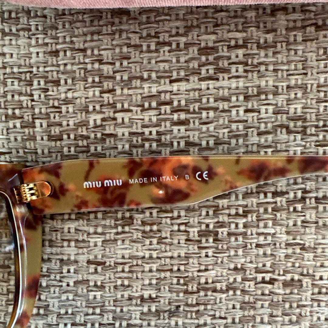 MIU MIU キャットアイサングラス ブラウン タグ付き