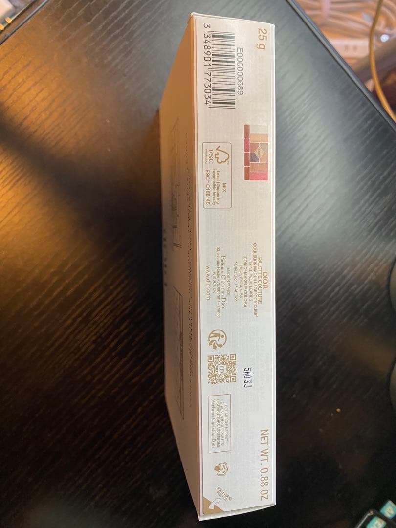 8日まで値下★新品未使用★2025年ホリデー限定★Dior クリスマスパレット