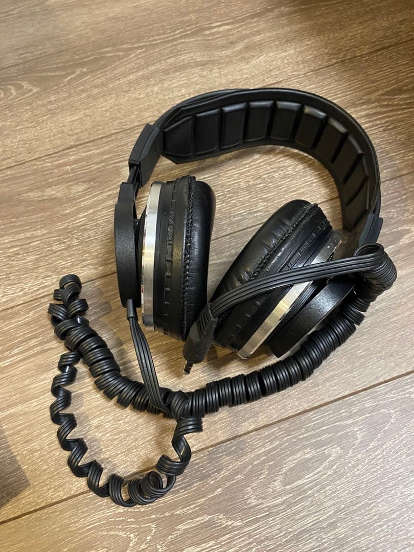 AKG K 340 有線ヘッドホン　ビンテージ　80年代