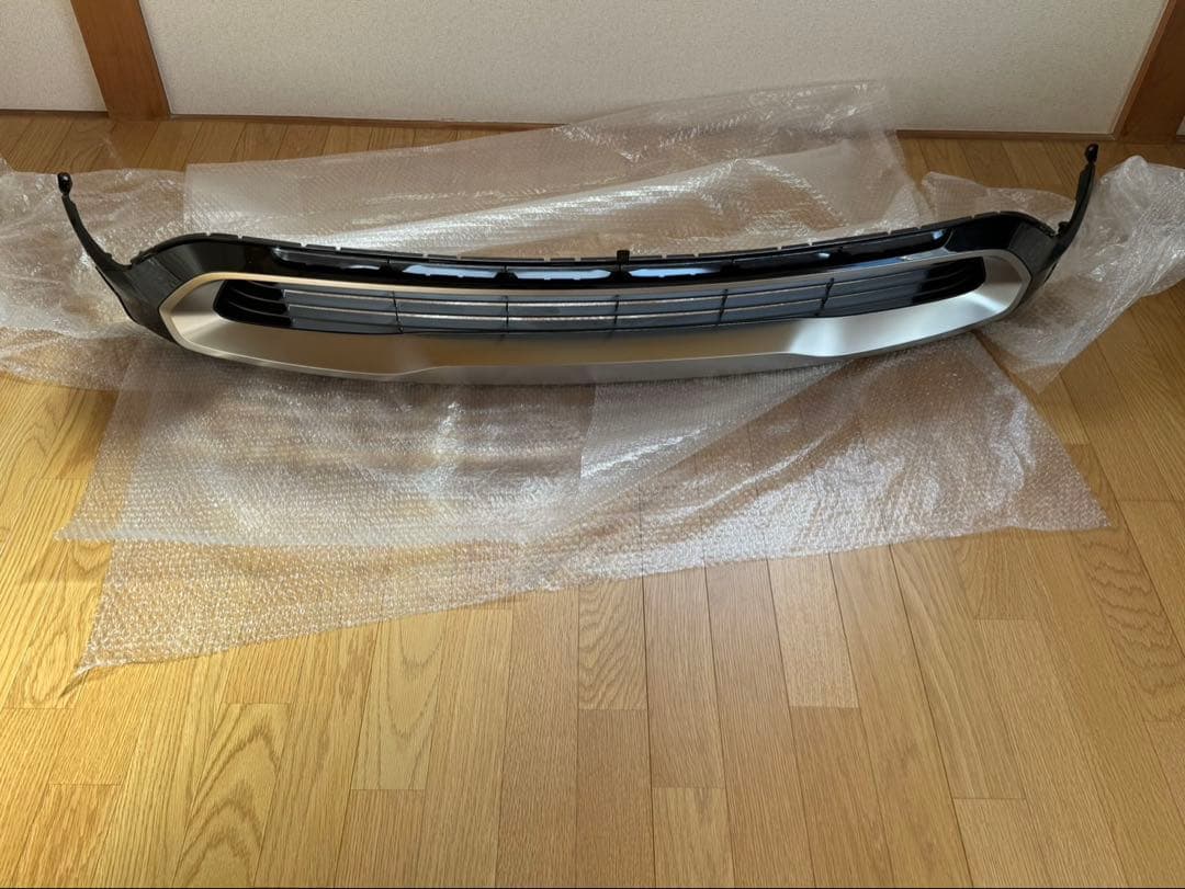 プリウス60☆ZVW60☆Zグレード☆ロアグリル☆納車外し