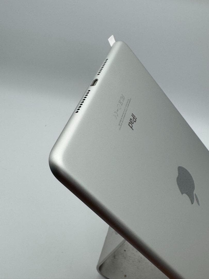 iPad mini4 7.9インチ 128gb 美品