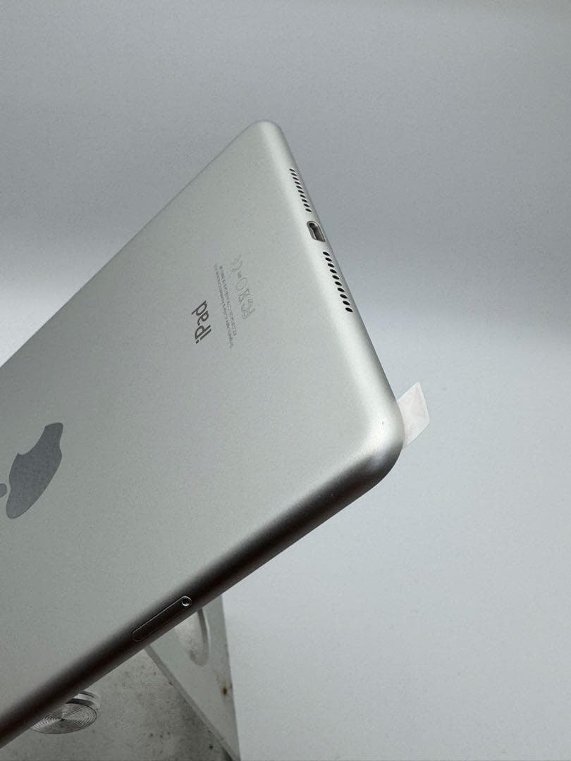 iPad mini4 7.9インチ 128gb 美品