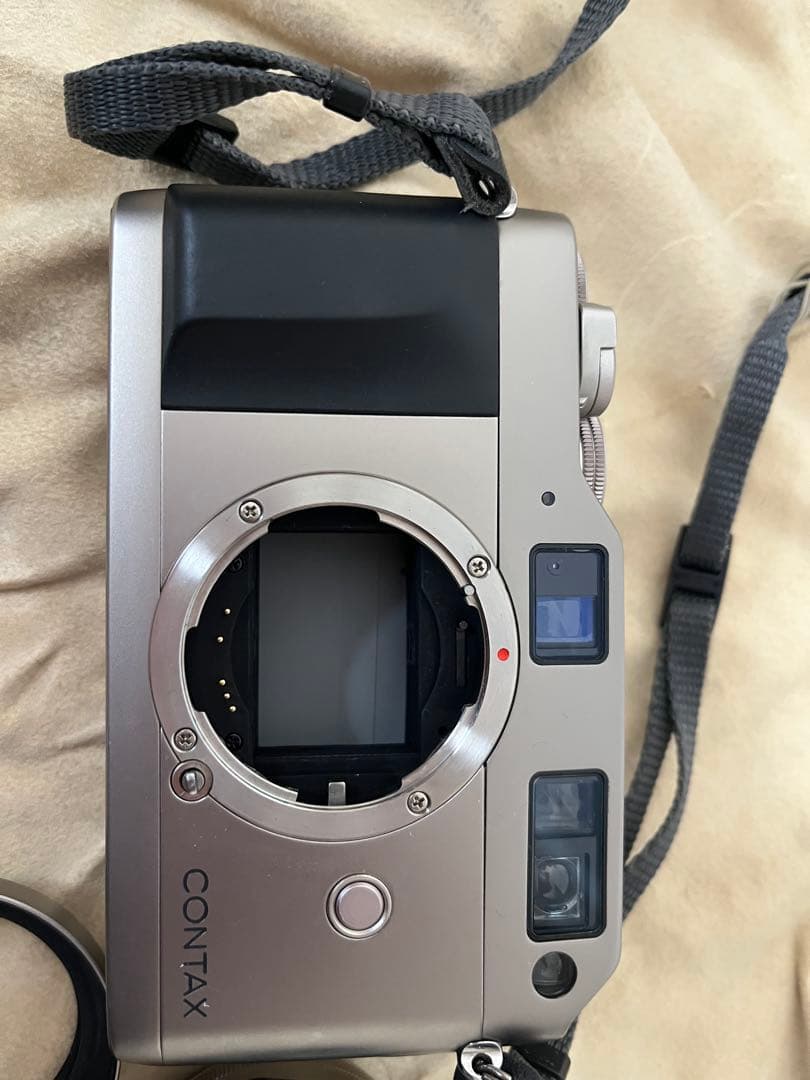 CONTAX G1 レCarl Zeiss 28mm、f2.8付き