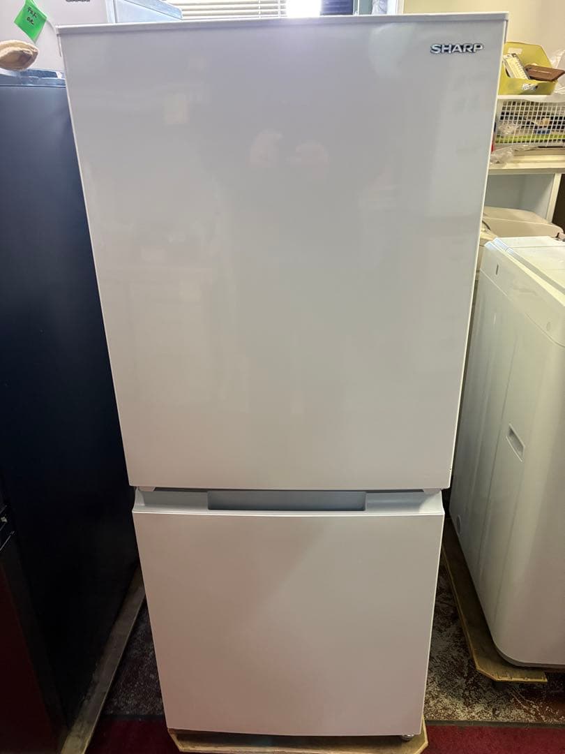 SHARP　２ドア冷蔵庫　2021年モデル　152ℓ　SJ-15E9-W