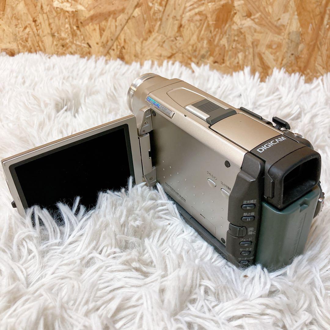 Panasonic NV-DS200 ビデオカメラ　本体