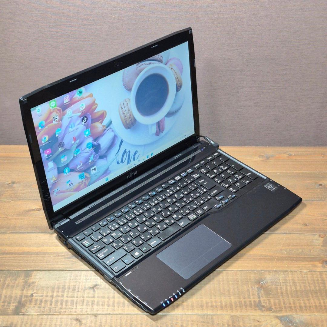 在宅ワークに！初心者向け設定済 Windows11薄型ノートパソコン 164