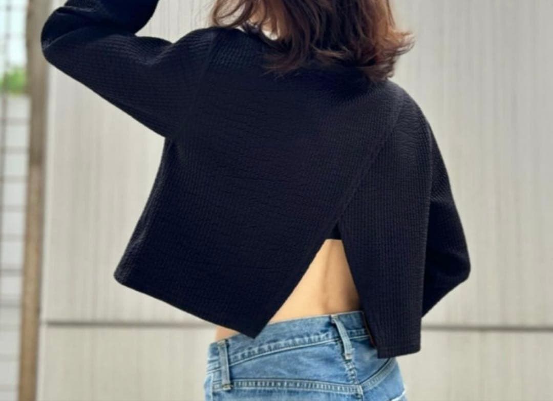 メゾンドドルチェ　ブラック ラッシュガード・トップス