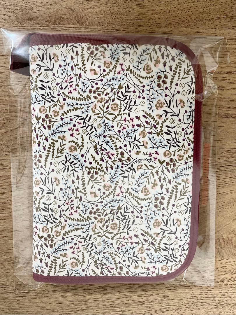 ファミリア 母子手帳ケース001