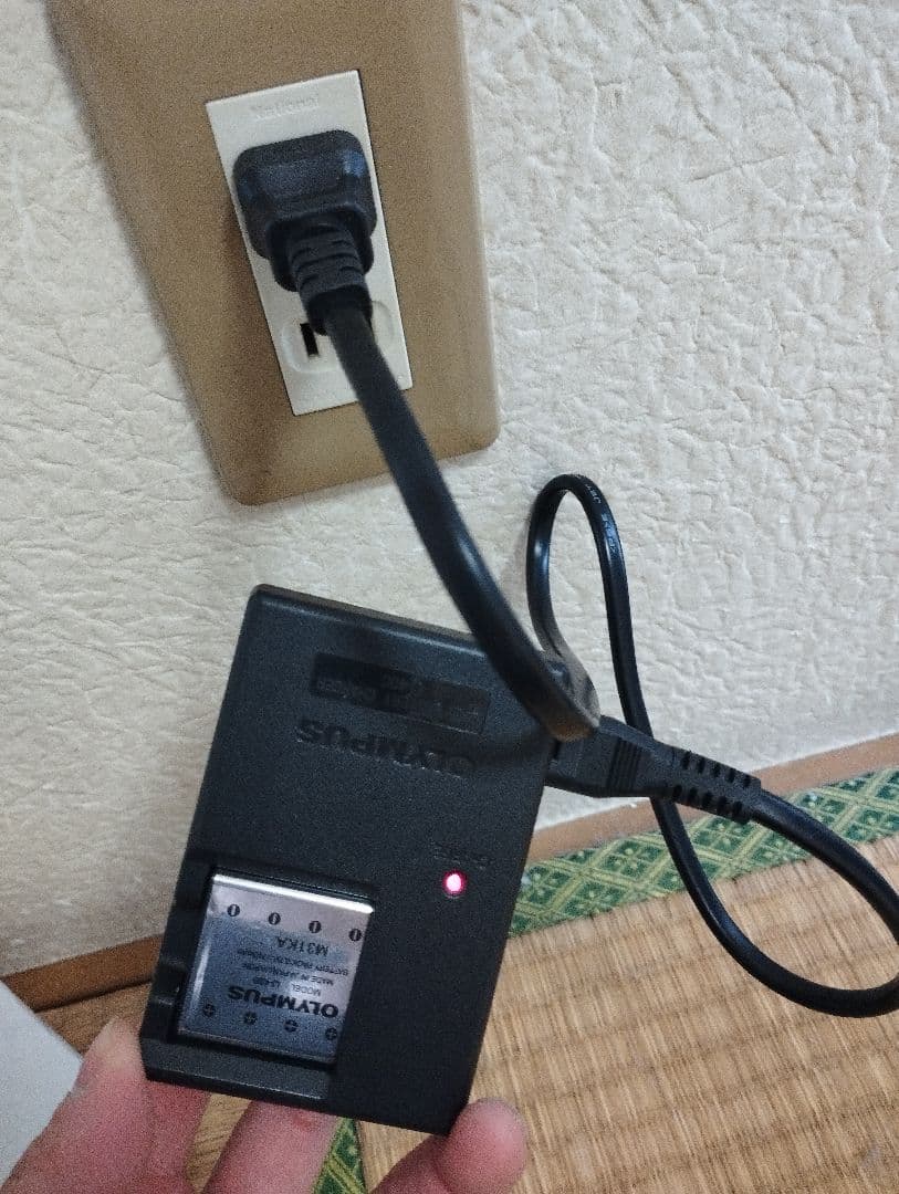 OLYMPUS FE-360 8.0メガピクセル