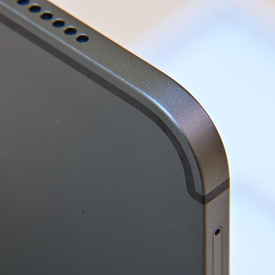 iPad Air (5世代) Wi-Fi + Cellular スペースグレイ