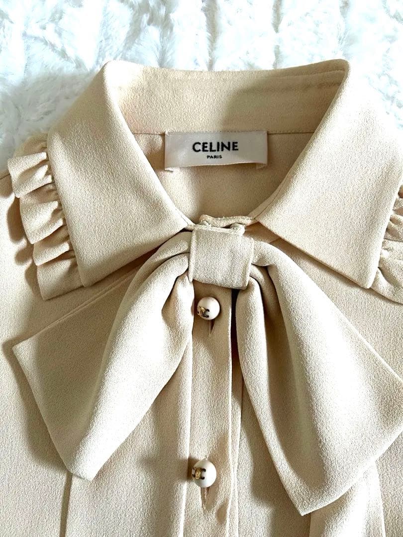 【新品】 CELINE トリオンフ付きパール風ボタン ブラウス 36 白