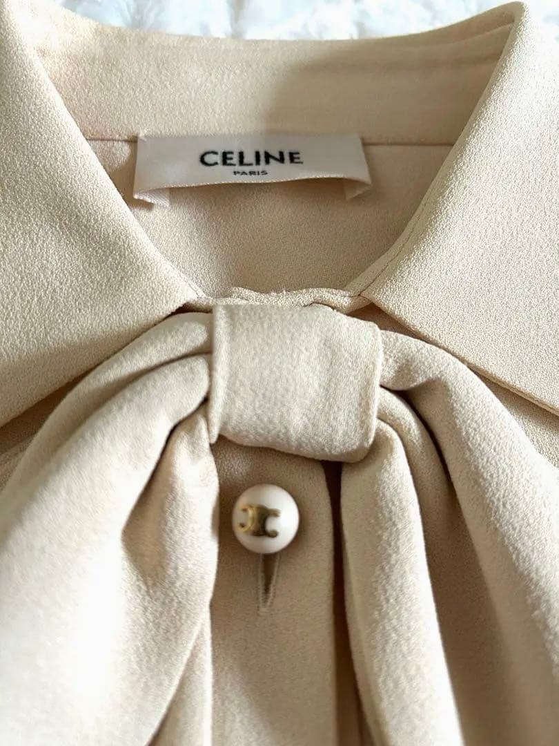 【新品】 CELINE トリオンフ付きパール風ボタン ブラウス 36 白