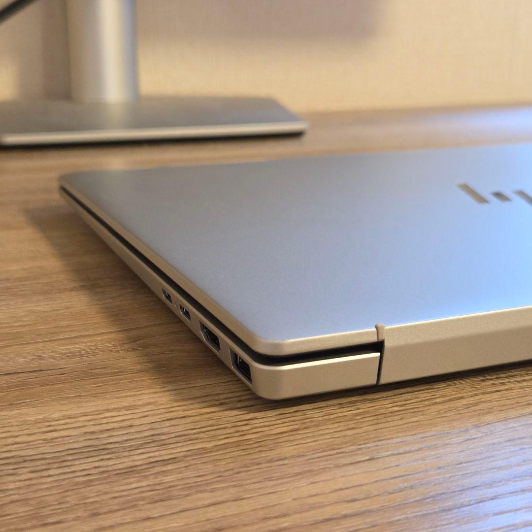 【ほぼ新品】HP Pavilion Aero 13-bg(ナチュラルシルバー)