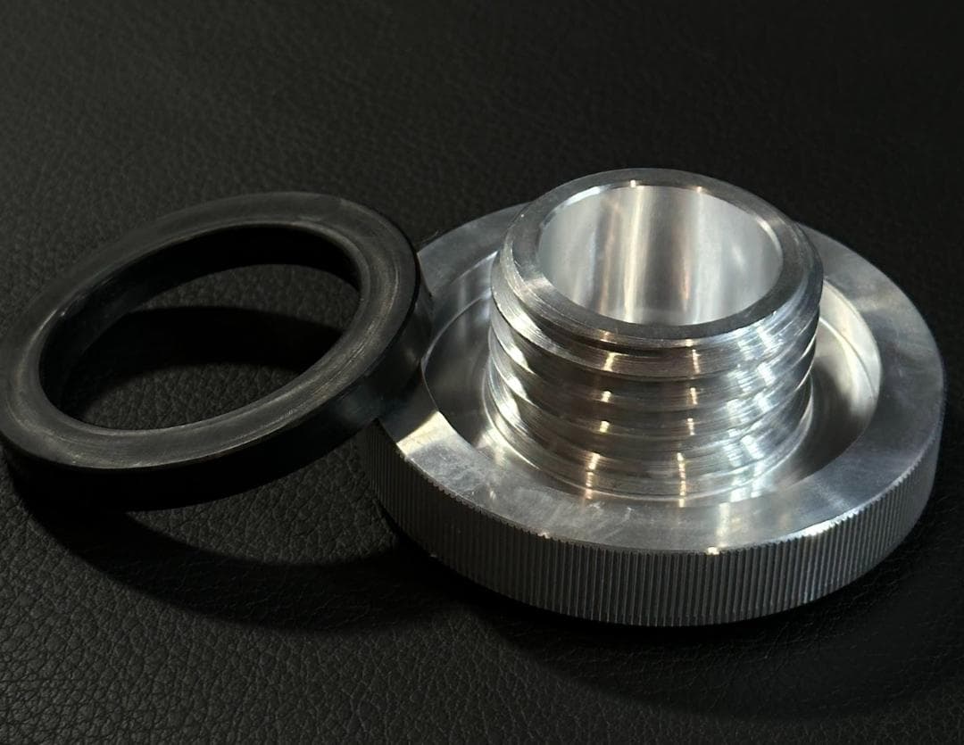 ロードスター M2 1001 1028 NA NB オイルフィラーキ m283