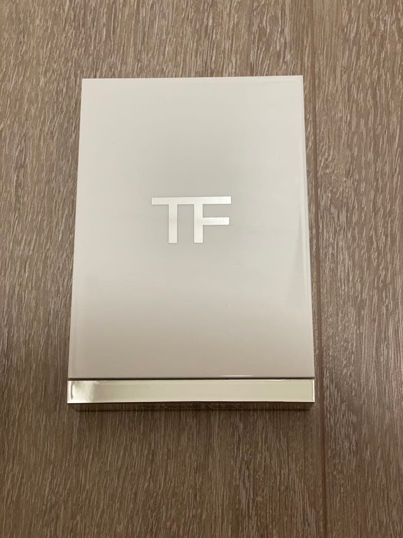 アイシャドウ TOM FORD SOLEIL EYE COLOR QUAD 01SN