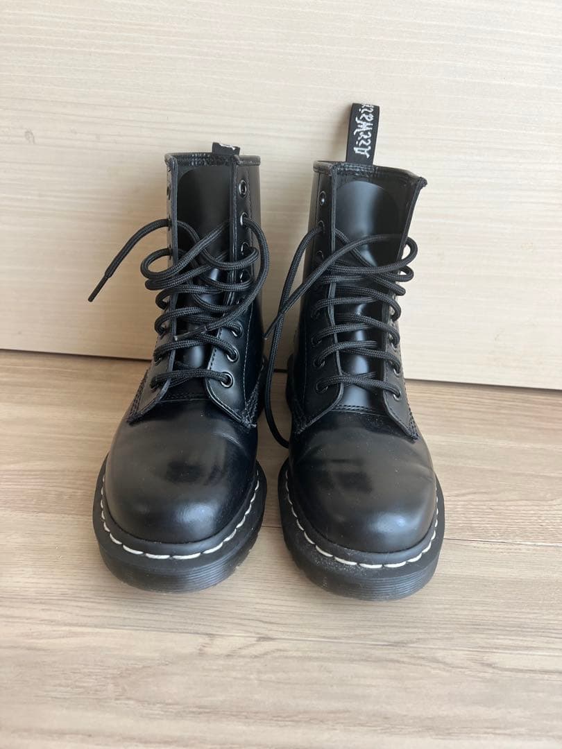 「値下げー＞¥9000」 ホワイトステッチ 8 ホール ブーツ黒 3cmヒール