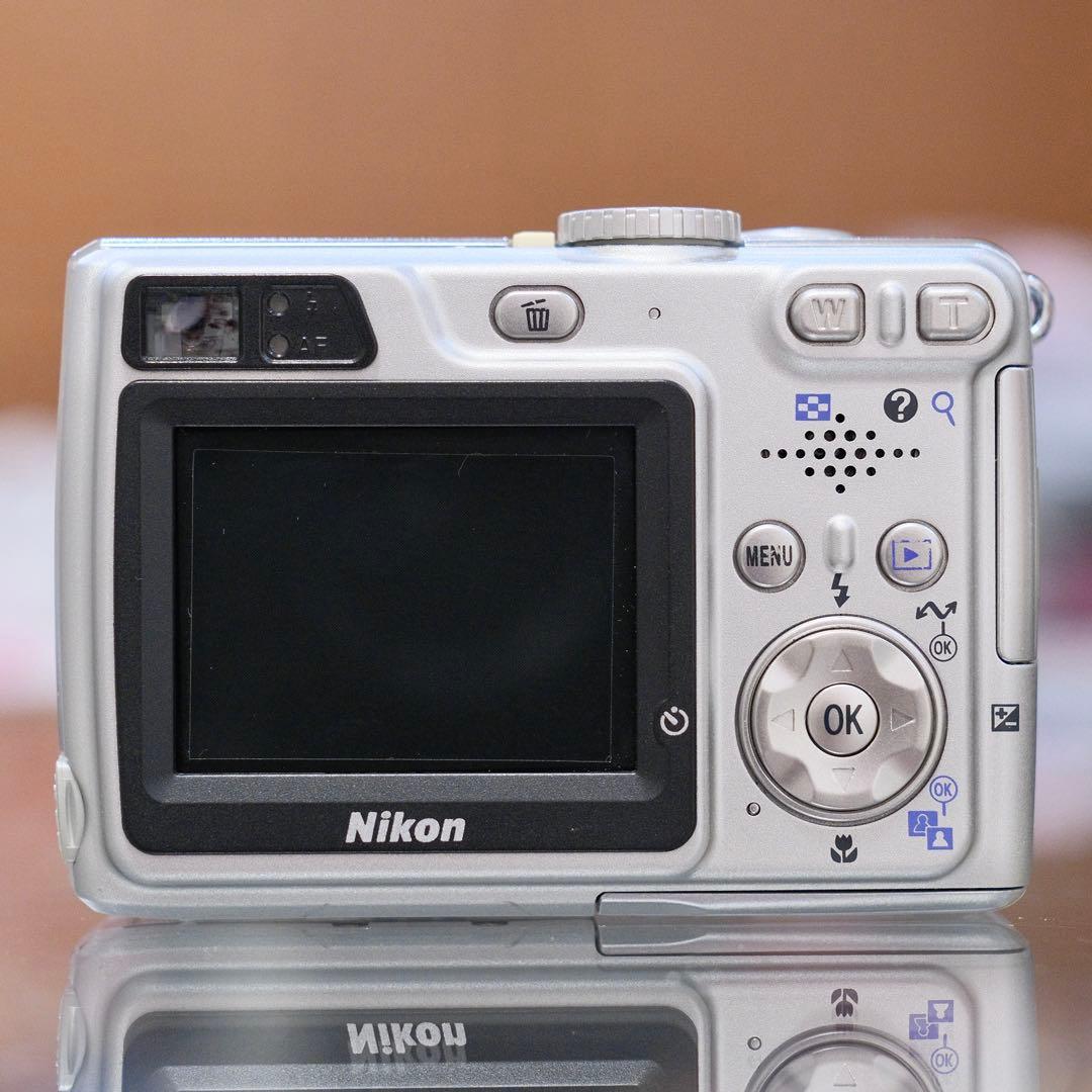 極美品 動作品 平成レトロ Y2K Nikon COOLPIX E5900