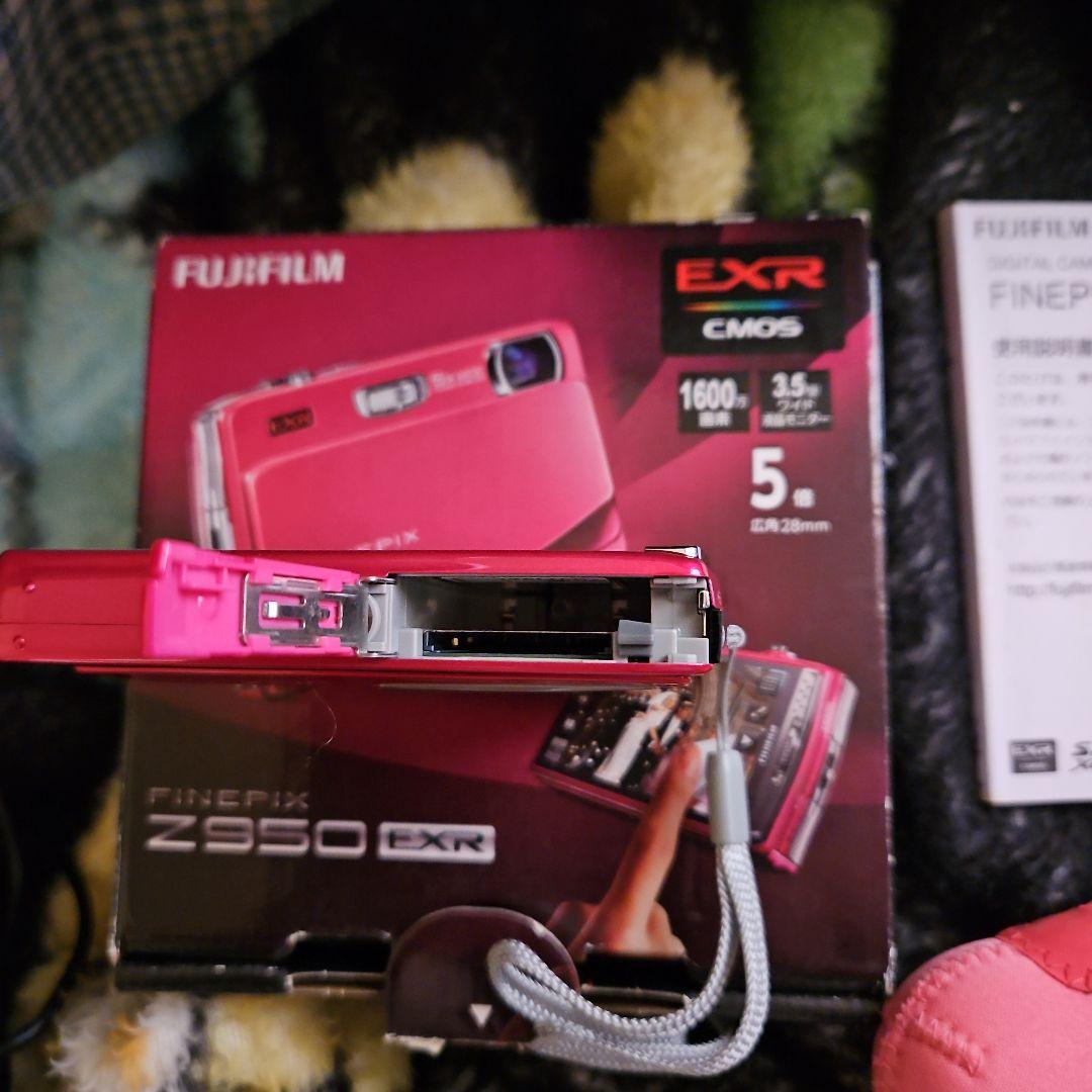 デジタルカメラ FUJIFILM FINEPIX Z950 EXR