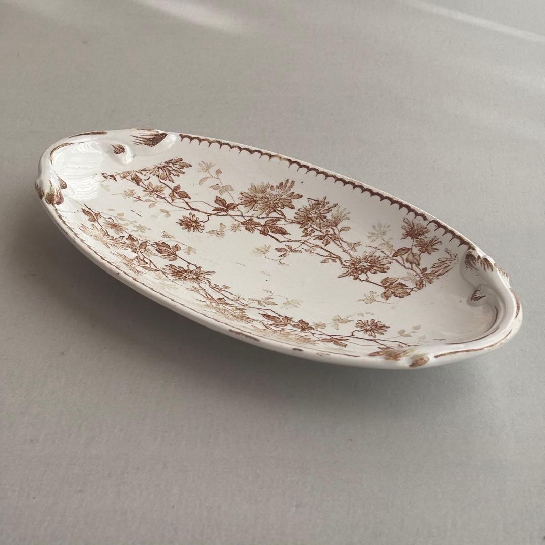 フランスアンティーク クレイユモントロー ブラウンの花模様が美しいラヴィエ