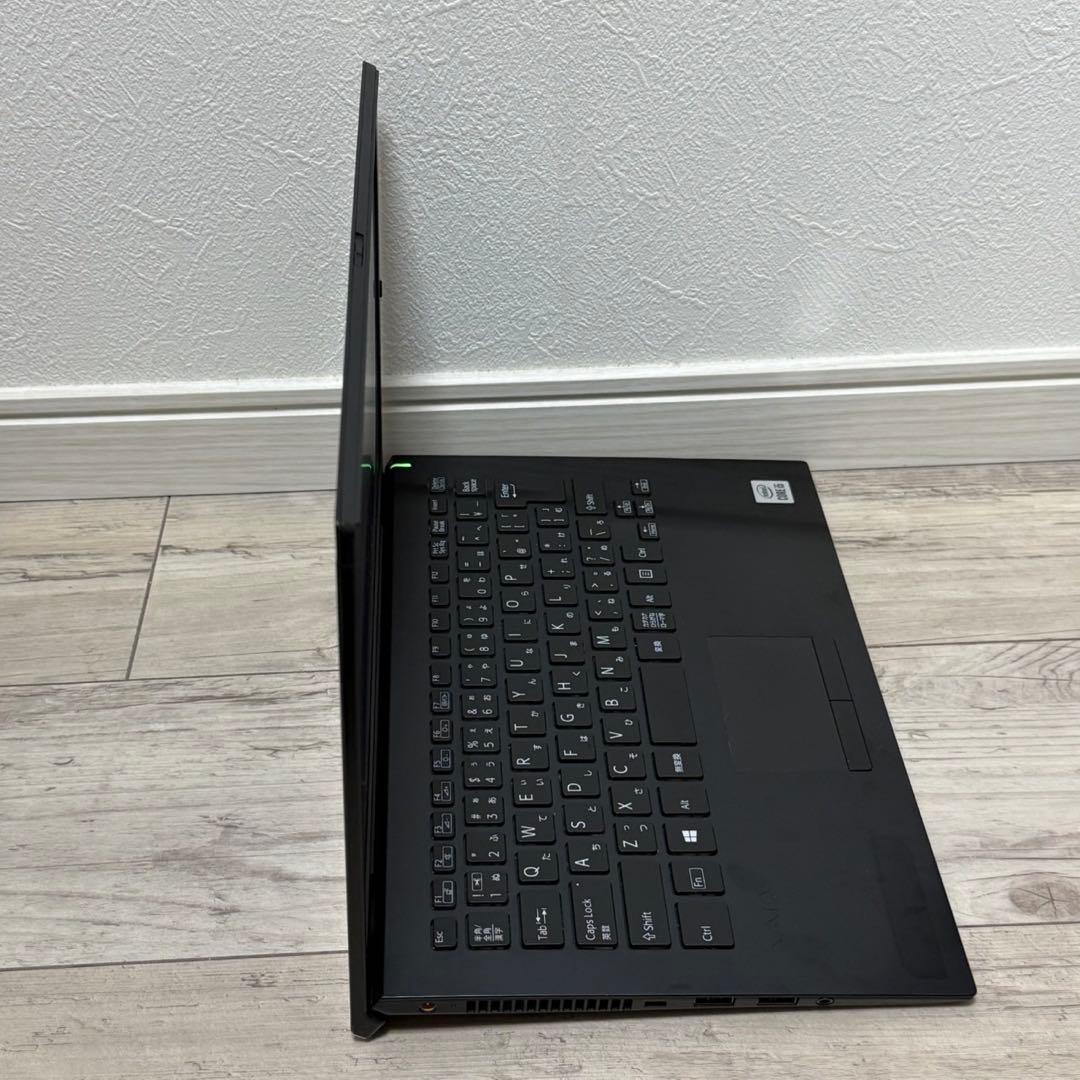 VAIO Pro PG 第8世代core i5 8GB SSD オフィス付き