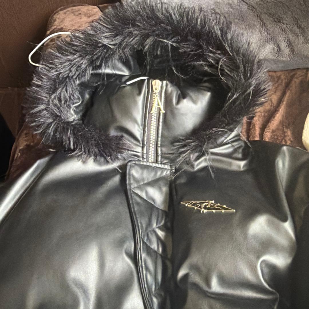 argue culture フェイクレザーファーダウンジャケット