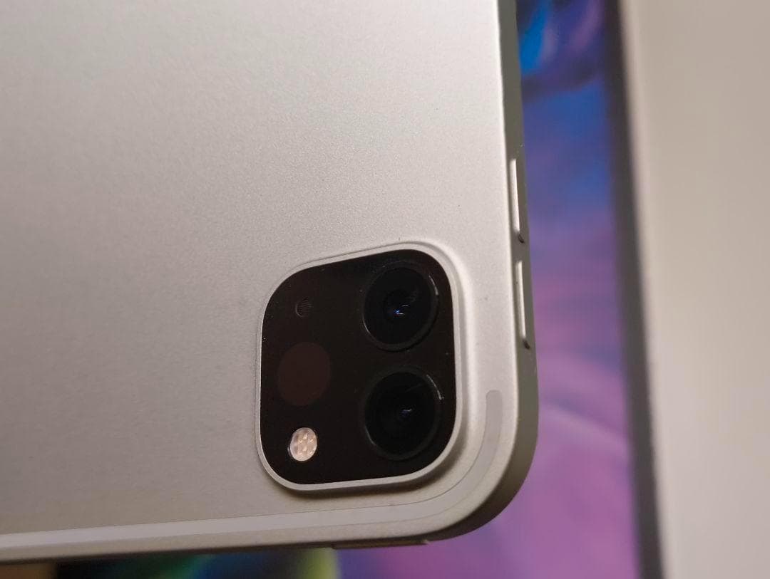 iPad Pro 11インチ（第2世代）256GB（pencil+替芯付き）