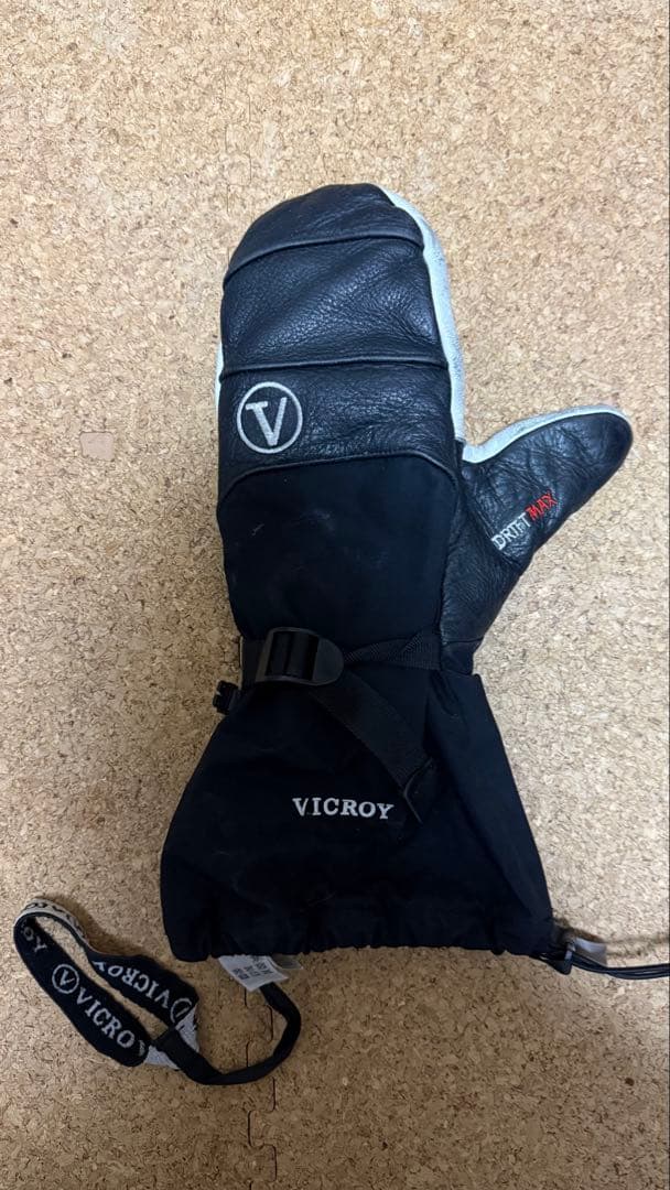 【中古美品】VICROY ビクロイ グローブ Mサイズ