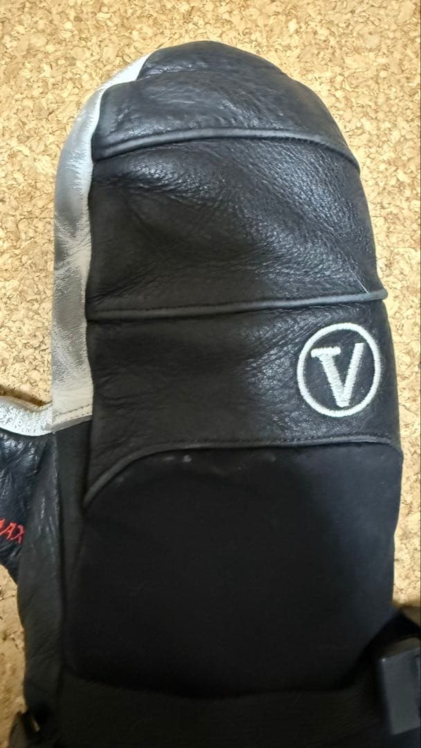 【中古美品】VICROY ビクロイ グローブ Mサイズ