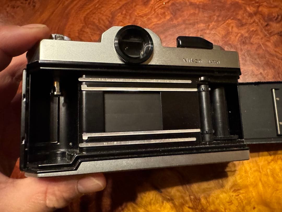 NIKOMAT FT 付属品有り、レンズ付き素人目美品