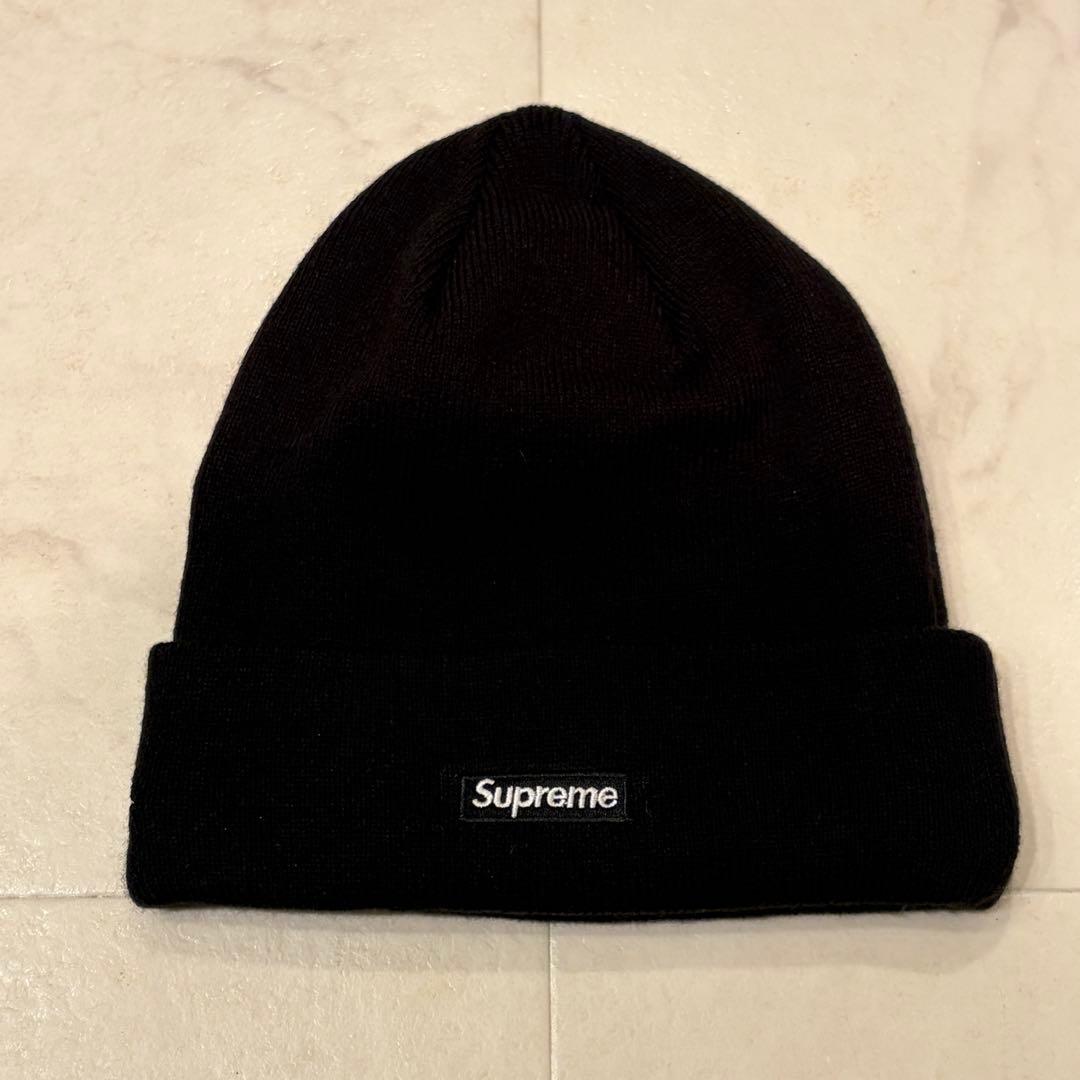 【極美品】Supreme New Era黒 ニット帽 ビーニー