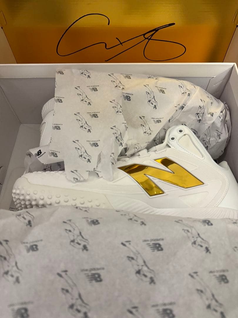 ニューバランス　野球　トレーニングシューズ