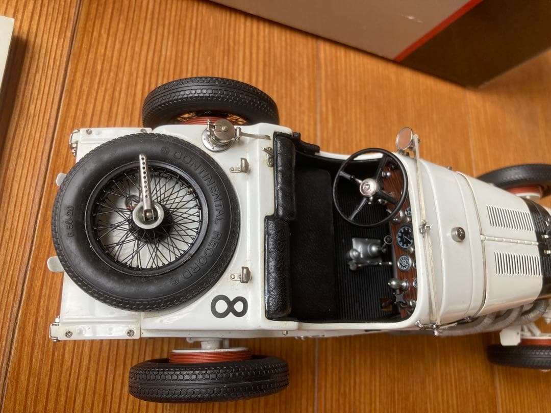 Mercedes-Benz SSKL 1931 ミニカー 1/18