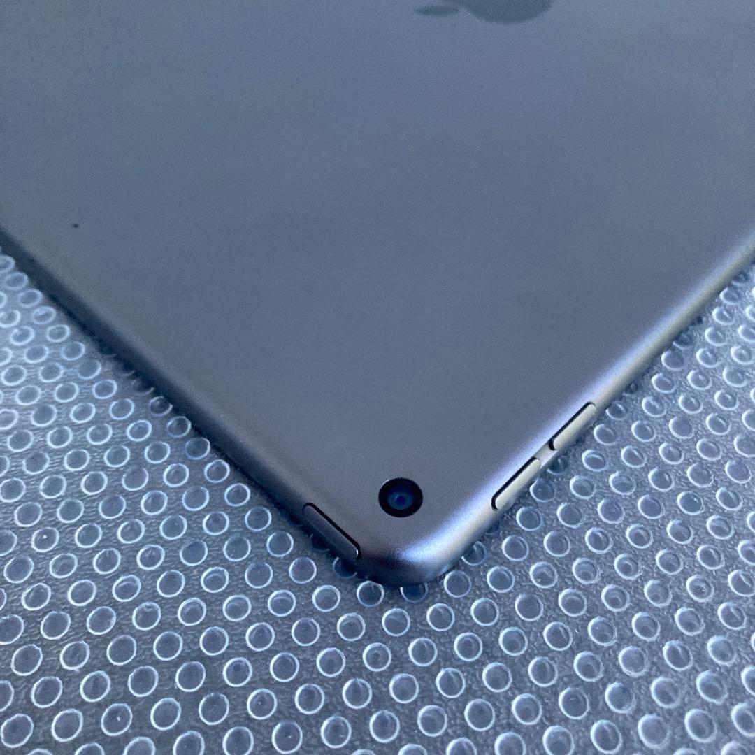 4080【早い者勝ち】iPad Air3 第3世代 64GB WIFIモデル☆