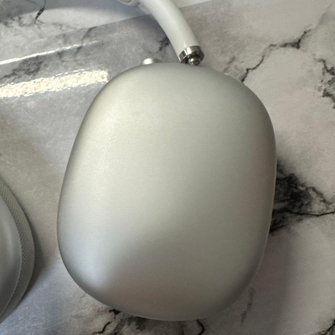 Apple airpods max シルバー