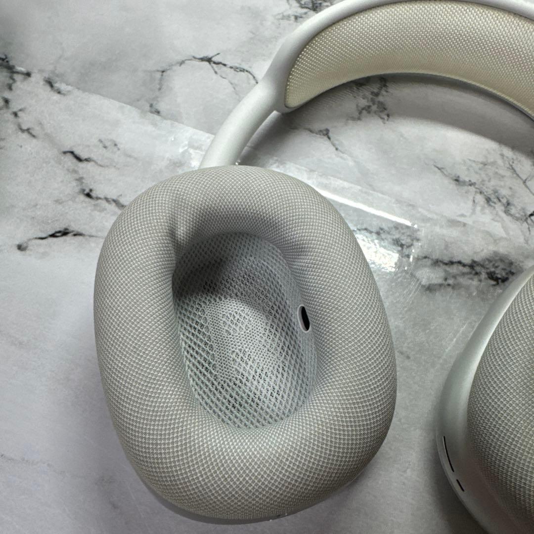 Apple airpods max シルバー