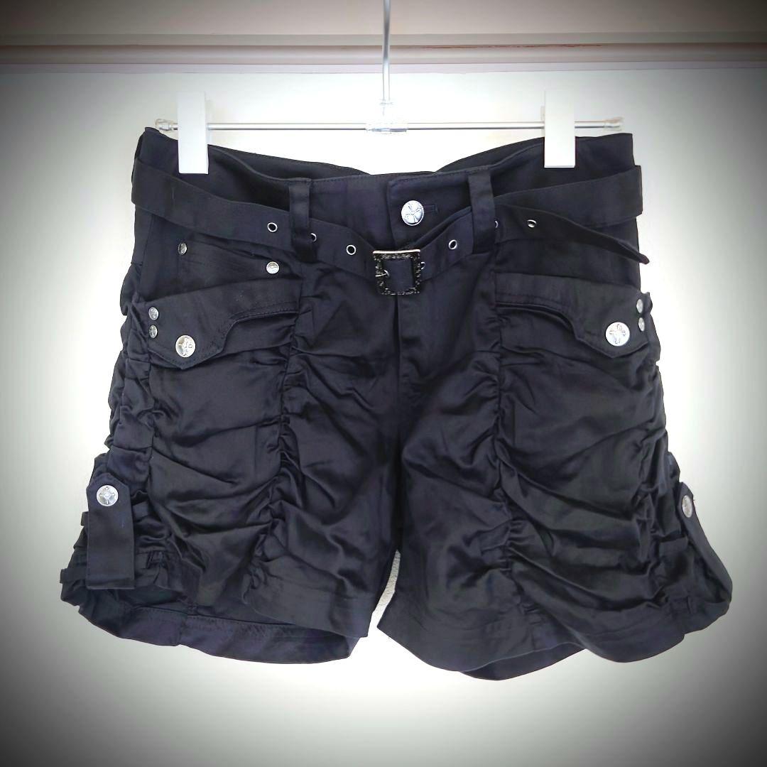 OzzOn Ozz Croce ベルト付きブラックルーズショートパンツ