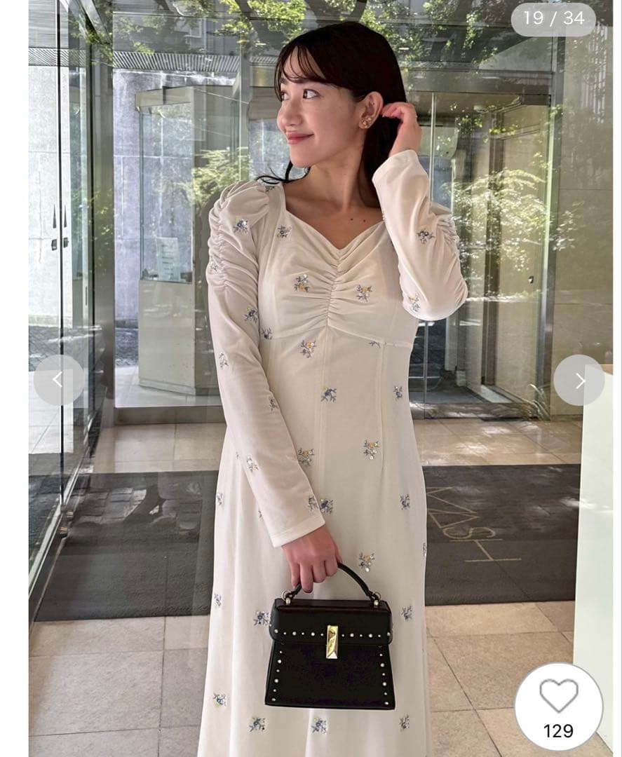 CELFORD（セルフォード）花柄刺繍ベロアワンピース