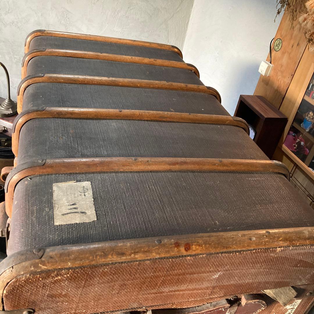 アンティークトランク